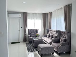 Casa en alquiler de 3 habitaciones en Bang Lamung, Chonburi