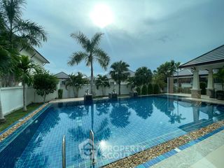 Haus zur Miete mit 4 Zimmer in Bang Lamung, Chonburi