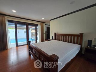 Casa en alquiler de 3 habitaciones en Huay Yai, Pattaya