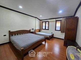 Casa en alquiler de 3 habitaciones en Huay Yai, Pattaya