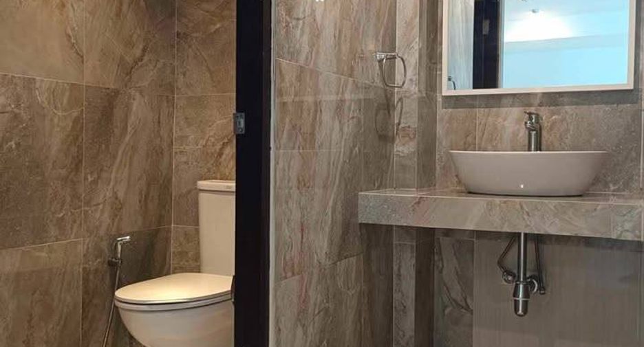 For rent 1 bed apartment in Khlong Toei, Bangkok