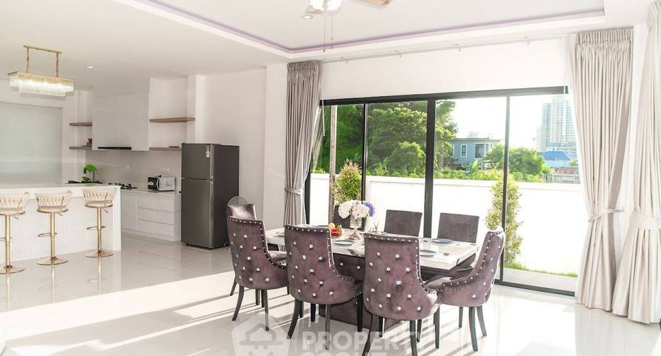 For rent 4 bedrooms house in Bang Lamung, Chonburi