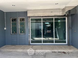 Haus zur Miete mit 3 Zimmer in Chom Thong, Bangkok