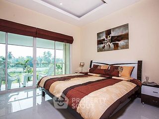 Villa zur Miete mit 6 Zimmer in Bang Lamung, Chonburi