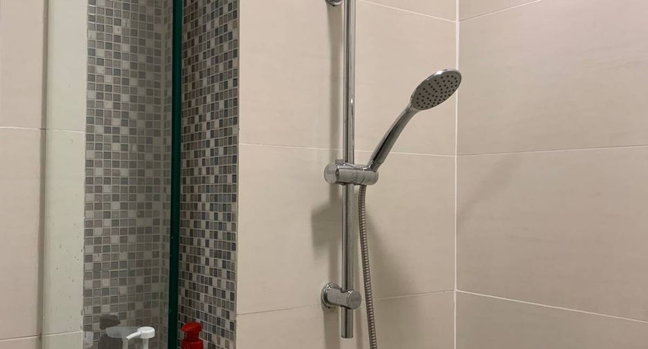For sale 1 bed condo in Huai Khwang, Bangkok