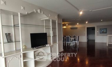 For rent 3 bedrooms apartment in Watthana, Bangkok
