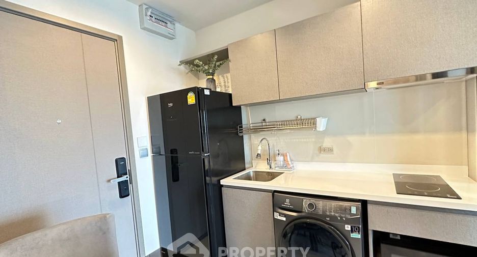 For rent 1 bed condo in Huai Khwang, Bangkok