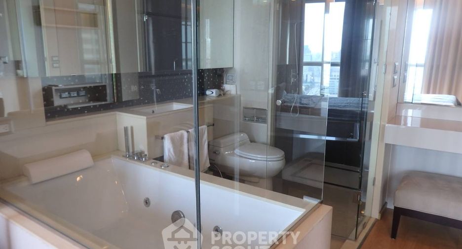 For rent 1 bed condo in Watthana, Bangkok