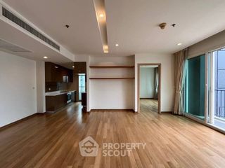 For sale 3 bedrooms condo in Khlong Toei, Bangkok