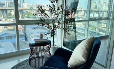 For rent 3 bedrooms condo in Bang Na, Bangkok