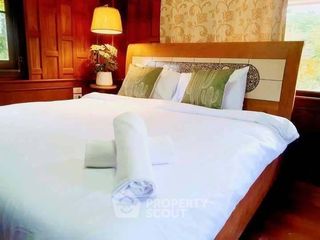 À louer 4 chambres villa à Bang Lamung, Chonburi