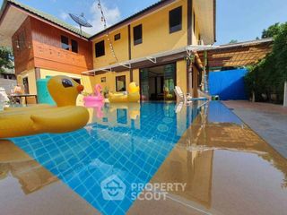 À louer 4 chambres villa à Bang Lamung, Chonburi