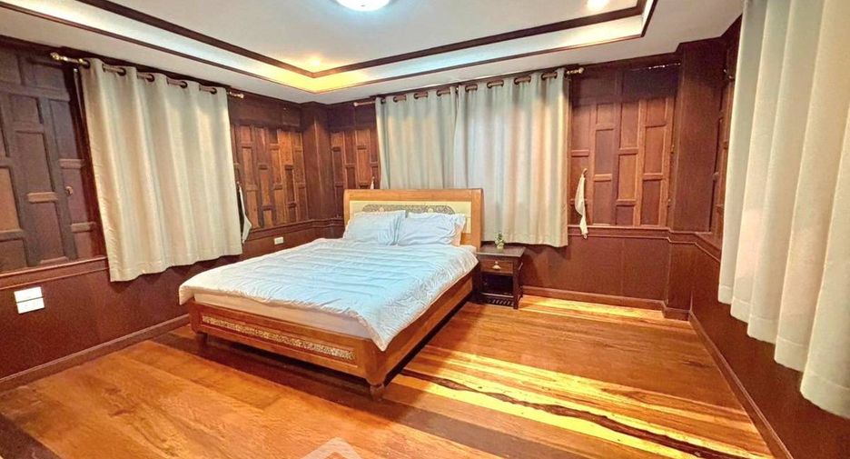 Haus zur Miete mit 4 Zimmer in Huay Yai, Pattaya