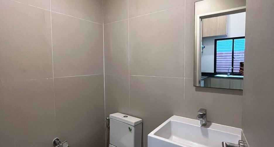 Reihenhaus zum Kauf mit 3 Zimmer in Suan Luang, Bangkok