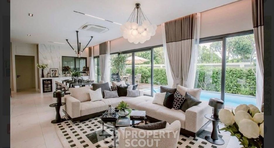 For sale 4 bedrooms villa in North Pattaya, Pattaya