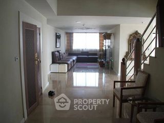 For rent 5 bedrooms condo in Khlong Toei, Bangkok