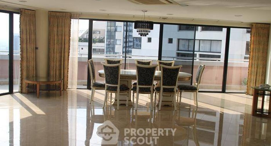 For rent 5 bedrooms condo in Khlong Toei, Bangkok