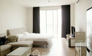 For rent 1 bed condo in Watthana, Bangkok