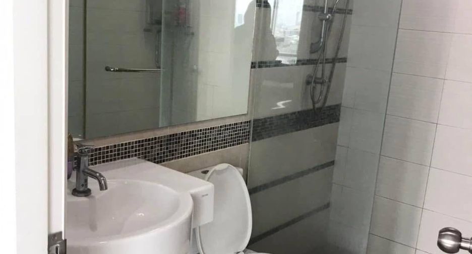 For rent 1 bed condo in Sathon, Bangkok