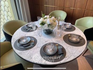 For sale 3 ベッドルーム condo in Khlong San, Bangkok