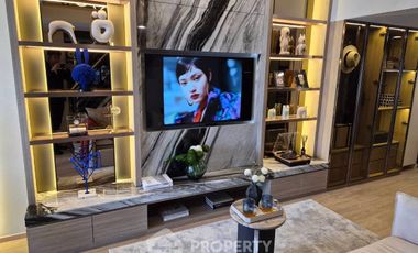 Condo en venta de 2 habitaciones en Bang Rak, Bangkok