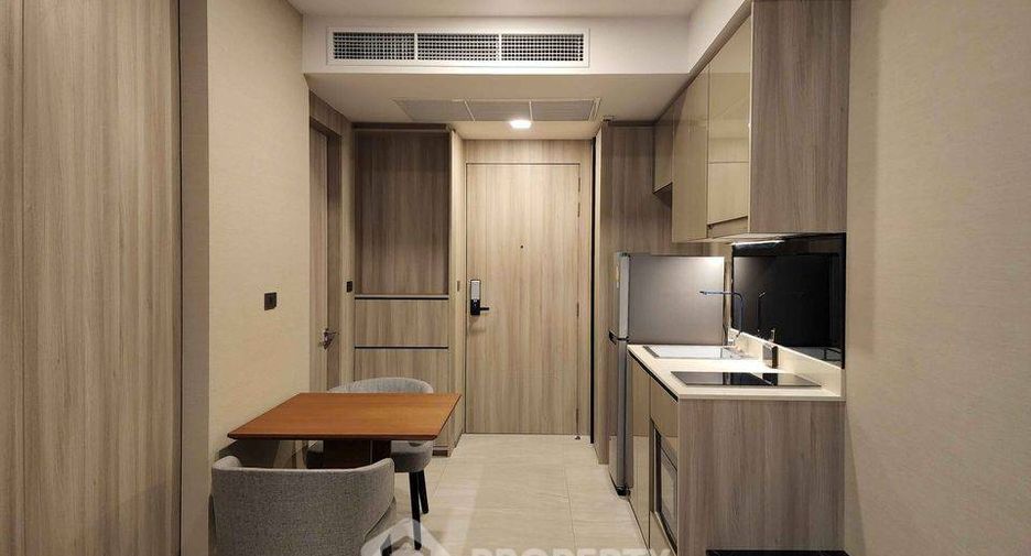 For rent 1 bed condo in Watthana, Bangkok