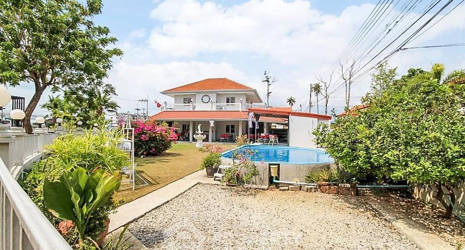 À vendre 4 chambres villa à Sattahip, Chonburi