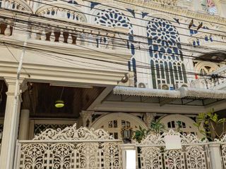 Аренда 5 спальни таунхаус в Щаттхана, Бангкок
