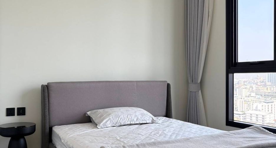 For rent 1 bed condo in Khlong San, Bangkok
