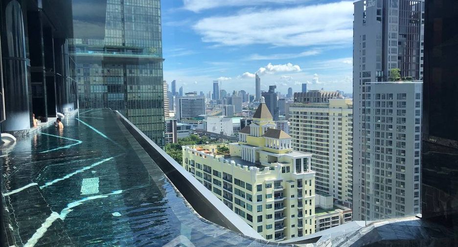 For rent 1 bed condo in Pathum Wan, Bangkok