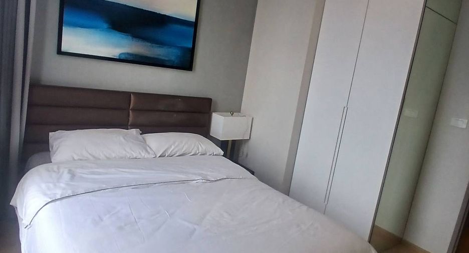 For rent 2 bedrooms condo in Watthana, Bangkok