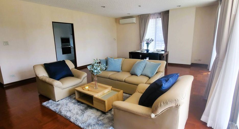 For rent 2 bedrooms apartment in Watthana, Bangkok