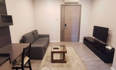 Condo en alquiler de 1 habitaciones en Khlong Toei, Bangkok