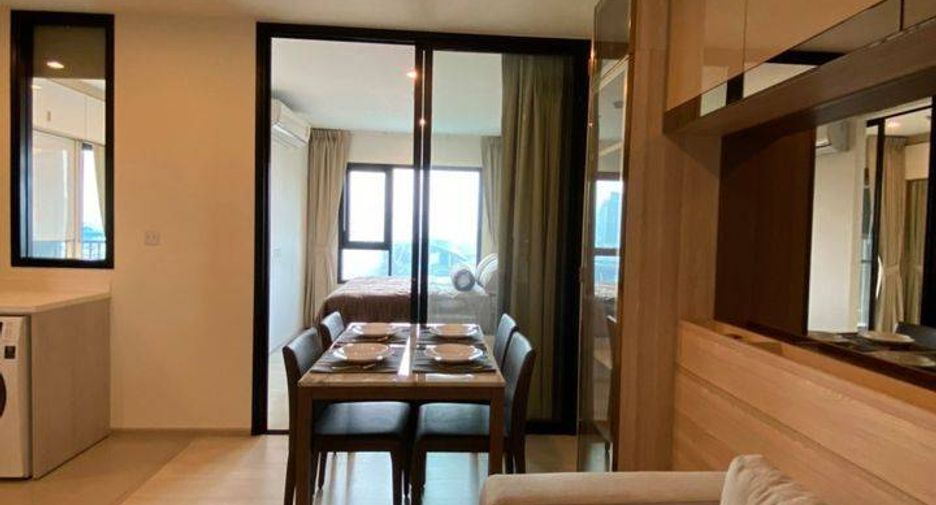 For rent 1 bed condo in Watthana, Bangkok