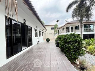 For rent 2 ベッドルーム house in Huay Yai, Pattaya