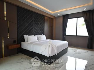 For rent 6 bedrooms house in Bang Lamung, Chonburi