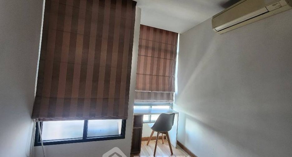 For rent 2 bedrooms condo in Bang Na, Bangkok