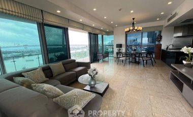 Condo en venta de 3 habitaciones en Yan Nawa, Bangkok