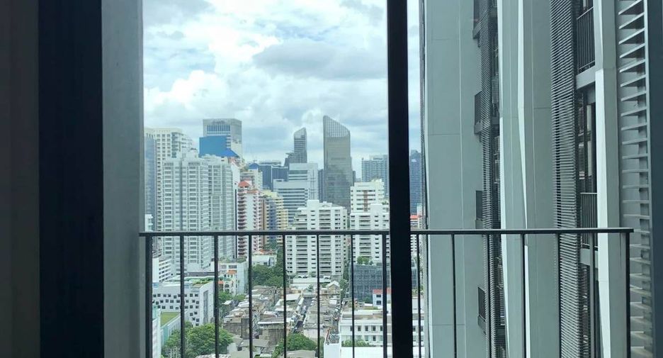 For rent 1 bed condo in Khlong Toei, Bangkok