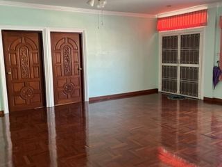 À louer 3 chambres maison à Bang Lamung, Chonburi