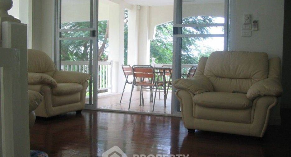 Villa en alquiler de 3 habitaciones en Na Jomtien, Pattaya