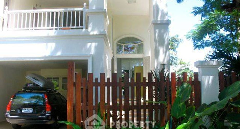 Villa en alquiler de 3 habitaciones en Na Jomtien, Pattaya