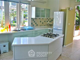 Villa en alquiler de 3 habitaciones en Na Jomtien, Pattaya