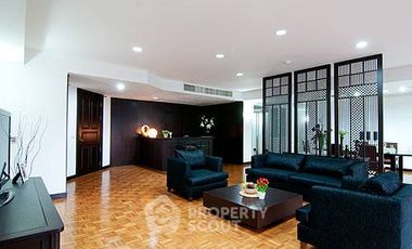 For rent 3 bedrooms condo in Watthana, Bangkok