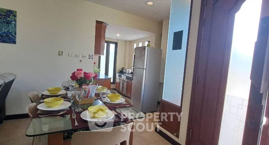 For rent 4 bedrooms house in Jomtien, Pattaya