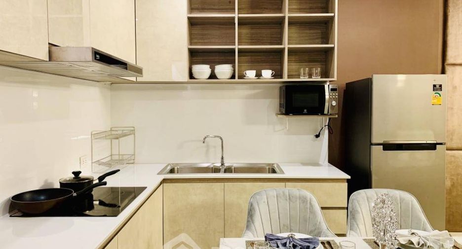 For rent 1 bed condo in Pathum Wan, Bangkok