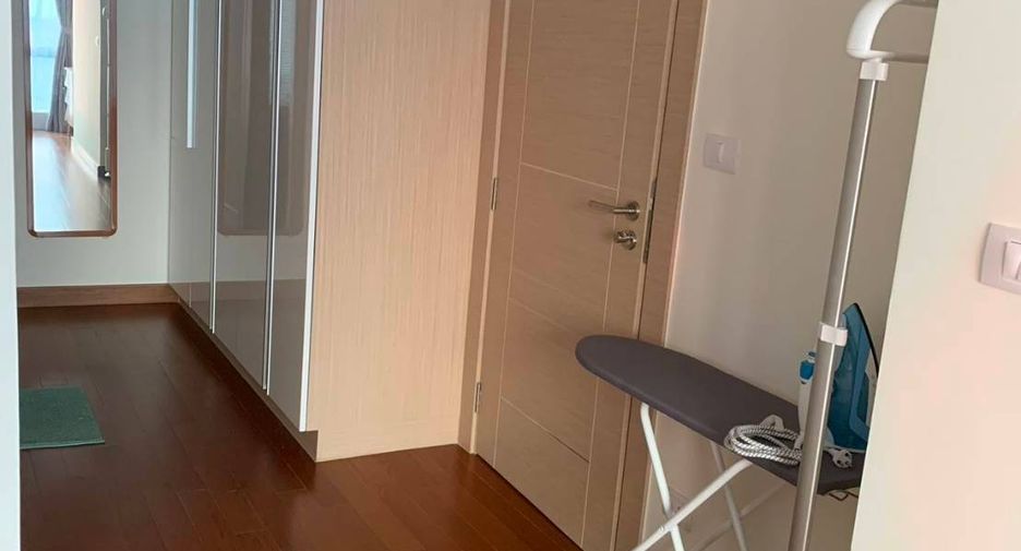 For rent 2 bedrooms condo in Bang Lamung, Chonburi