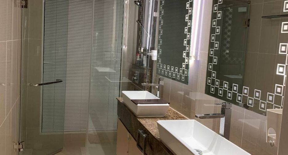 For rent 2 bedrooms condo in Bang Lamung, Chonburi