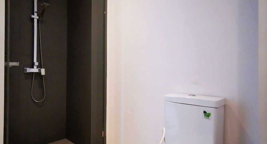 For sale 1 bed condo in Khlong Toei, Bangkok