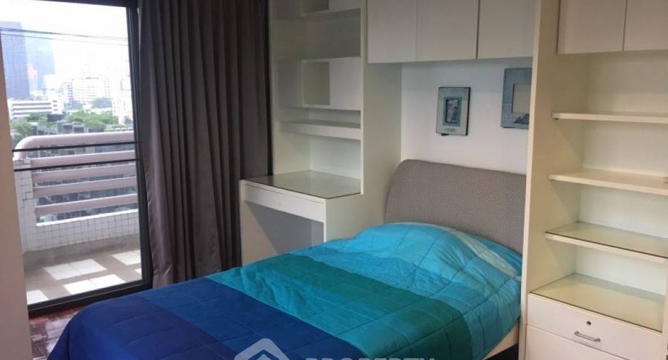 For sale 3 bedrooms condo in Watthana, Bangkok